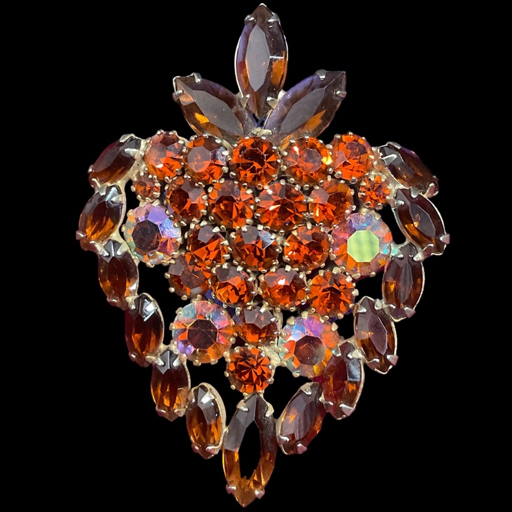 💕 Unsigned Beauty Brilliant Topaz, Amber & Aurora Borealis Rhinestone Brooch